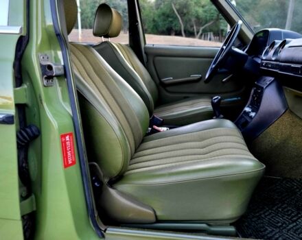 Зеленый Мерседес Е-Класс, объемом двигателя 2.4 л и пробегом 220 тыс. км за 10000 $, фото 17 на Automoto.ua