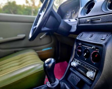 Зеленый Мерседес Е-Класс, объемом двигателя 2.4 л и пробегом 220 тыс. км за 10000 $, фото 15 на Automoto.ua