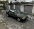 Мерседес Е-Класс 1986 в Каменце-Подольском на Automoto.ua Зеленый Мерседес Е-Класс, объемом двигателя 2.5 л и пробегом 378 тыс. км за 1800 $, фото 1 на Automoto.ua