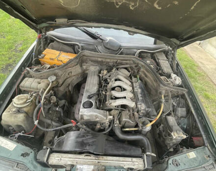 Зеленый Мерседес Е-Класс, объемом двигателя 2.4 л и пробегом 407 тыс. км за 3000 $, фото 16 на Automoto.ua