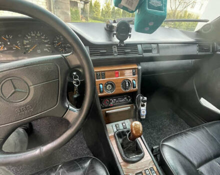 Зеленый Мерседес Е-Класс, объемом двигателя 2.4 л и пробегом 407 тыс. км за 3000 $, фото 7 на Automoto.ua