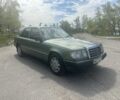 Зелений Мерседес Е-Клас, об'ємом двигуна 3 л та пробігом 244 тис. км за 2500 $, фото 1 на Automoto.ua