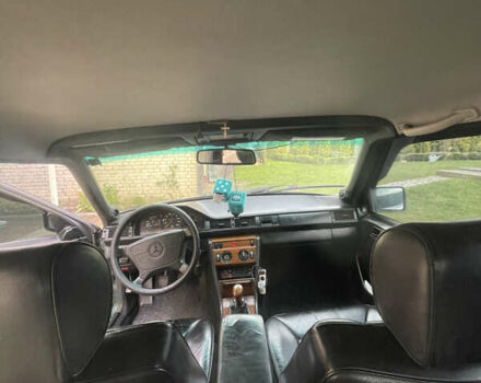 Зеленый Мерседес Е-Класс, объемом двигателя 2.4 л и пробегом 407 тыс. км за 3000 $, фото 11 на Automoto.ua