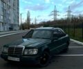 Зеленый Мерседес Е-Класс, объемом двигателя 3 л и пробегом 333 тыс. км за 1250 $, фото 1 на Automoto.ua