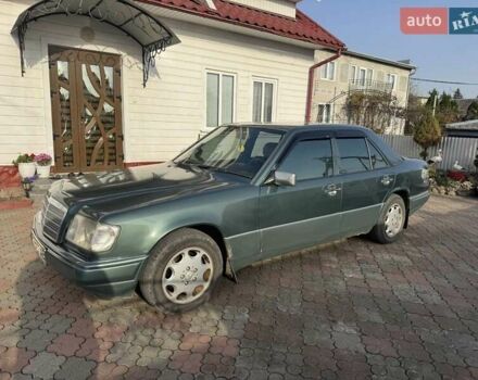 Зеленый Мерседес Е-Класс, объемом двигателя 0 л и пробегом 635 тыс. км за 3000 $, фото 1 на Automoto.ua