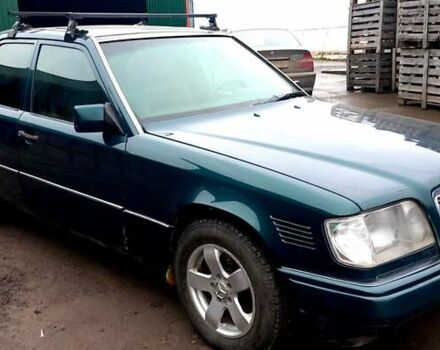 Зелений Мерседес Е-Клас, об'ємом двигуна 2.5 л та пробігом 300 тис. км за 3000 $, фото 6 на Automoto.ua