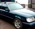 Зелений Мерседес Е-Клас, об'ємом двигуна 2.5 л та пробігом 300 тис. км за 3000 $, фото 6 на Automoto.ua