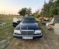 Зеленый Мерседес Е-Класс, объемом двигателя 2.5 л и пробегом 370 тыс. км за 2800 $, фото 1 на Automoto.ua
