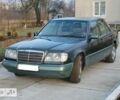 Зелений Мерседес Е-Клас, об'ємом двигуна 2.2 л та пробігом 320 тис. км за 4300 $, фото 1 на Automoto.ua