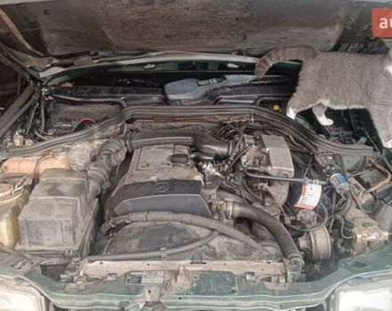 Зелений Мерседес Е-Клас, об'ємом двигуна 2.2 л та пробігом 549 тис. км за 3200 $, фото 10 на Automoto.ua