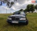 Зеленый Мерседес Е-Класс, объемом двигателя 2.5 л и пробегом 368 тыс. км за 2500 $, фото 1 на Automoto.ua