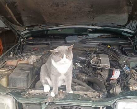 Зелений Мерседес Е-Клас, об'ємом двигуна 2.2 л та пробігом 549 тис. км за 3200 $, фото 11 на Automoto.ua