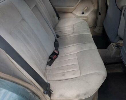 Зеленый Мерседес Е-Класс, объемом двигателя 3 л и пробегом 700 тыс. км за 900 $, фото 1 на Automoto.ua