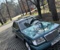 Зеленый Мерседес Е-Класс, объемом двигателя 3 л и пробегом 200 тыс. км за 4700 $, фото 2 на Automoto.ua