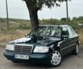 Зеленый Мерседес Е-Класс, объемом двигателя 2.2 л и пробегом 185 тыс. км за 10000 $, фото 1 на Automoto.ua