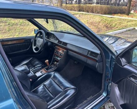 Зеленый Мерседес Е-Класс, объемом двигателя 3 л и пробегом 200 тыс. км за 4700 $, фото 18 на Automoto.ua