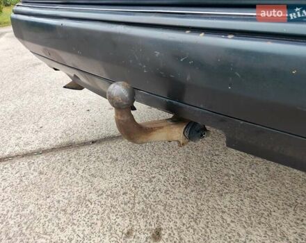 Зеленый Мерседес Е-Класс, объемом двигателя 2 л и пробегом 500 тыс. км за 2300 $, фото 9 на Automoto.ua