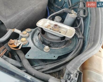 Зеленый Мерседес Е-Класс, объемом двигателя 2 л и пробегом 500 тыс. км за 2300 $, фото 21 на Automoto.ua