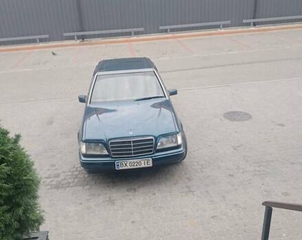 Зелений Мерседес Е-Клас, об'ємом двигуна 2 л та пробігом 366 тис. км за 3600 $, фото 8 на Automoto.ua