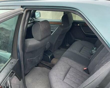 Зеленый Мерседес Е-Класс, объемом двигателя 2.5 л и пробегом 532 тыс. км за 2600 $, фото 3 на Automoto.ua