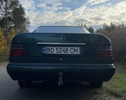 Зеленый Мерседес Е-Класс, объемом двигателя 2.5 л и пробегом 532 тыс. км за 2600 $, фото 9 на Automoto.ua