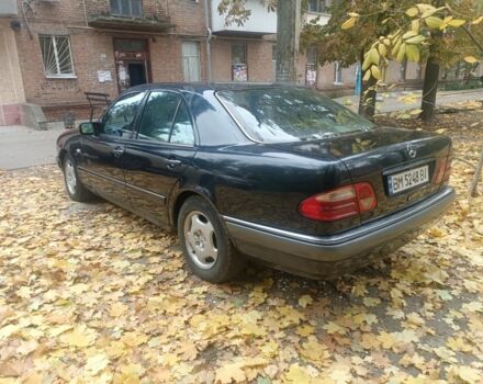 Мерседес Е-Клас 1995 у Сумах на Automoto.ua Зелений Мерседес Е-Клас, об'ємом двигуна 3.2 л та пробігом 30 тис. км за 2500 $, фото 1 на Automoto.ua