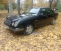 Мерседес Е-Клас 1995 у Сумах на Automoto.ua Зелений Мерседес Е-Клас, об'ємом двигуна 3.2 л та пробігом 30 тис. км за 2500 $, фото 1 на Automoto.ua