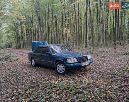 Зелений Мерседес Е-Клас, об'ємом двигуна 2 л та пробігом 366 тис. км за 3600 $, фото 3 на Automoto.ua