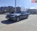 Зеленый Мерседес Е-Класс, объемом двигателя 2.2 л и пробегом 361 тыс. км за 2000 $, фото 1 на Automoto.ua