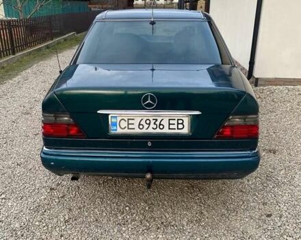 Зеленый Мерседес Е-Класс, объемом двигателя 2.5 л и пробегом 519 тыс. км за 4500 $, фото 1 на Automoto.ua