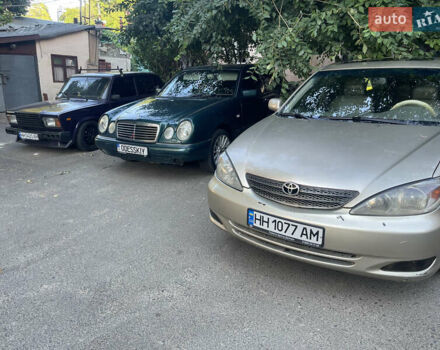 Зеленый Мерседес Е-Класс, объемом двигателя 2.3 л и пробегом 315 тыс. км за 3800 $, фото 6 на Automoto.ua