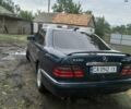 Зеленый Мерседес Е-Класс, объемом двигателя 2 л и пробегом 450 тыс. км за 3000 $, фото 3 на Automoto.ua