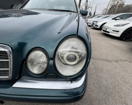 Зелений Мерседес Е-Клас, об'ємом двигуна 4.2 л та пробігом 250 тис. км за 3500 $, фото 11 на Automoto.ua