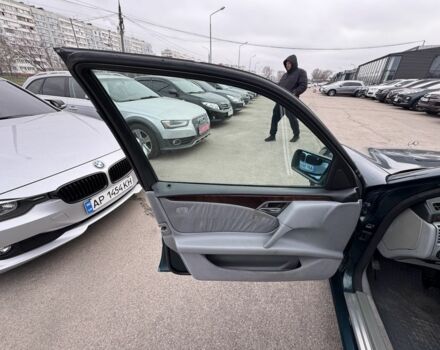 Зелений Мерседес Е-Клас, об'ємом двигуна 4.2 л та пробігом 250 тис. км за 3500 $, фото 16 на Automoto.ua