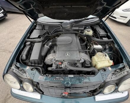 Зелений Мерседес Е-Клас, об'ємом двигуна 4.2 л та пробігом 250 тис. км за 3500 $, фото 12 на Automoto.ua