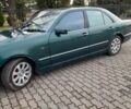Зеленый Мерседес Е-Класс, объемом двигателя 2 л и пробегом 390 тыс. км за 3560 $, фото 11 на Automoto.ua