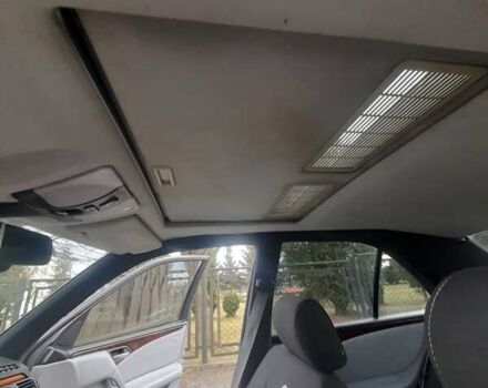 Зеленый Мерседес Е-Класс, объемом двигателя 2 л и пробегом 390 тыс. км за 3560 $, фото 13 на Automoto.ua