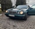 Зеленый Мерседес Е-Класс, объемом двигателя 2 л и пробегом 390 тыс. км за 3560 $, фото 8 на Automoto.ua