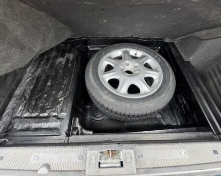 Зелений Мерседес Е-Клас, об'ємом двигуна 4.2 л та пробігом 250 тис. км за 3500 $, фото 10 на Automoto.ua