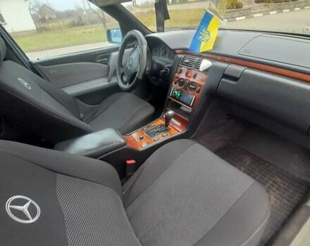 Зеленый Мерседес Е-Класс, объемом двигателя 2 л и пробегом 390 тыс. км за 3560 $, фото 20 на Automoto.ua