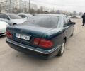 Зелений Мерседес Е-Клас, об'ємом двигуна 4.2 л та пробігом 250 тис. км за 3500 $, фото 2 на Automoto.ua