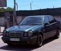 Зелений Мерседес Е-Клас, об'ємом двигуна 4.27 л та пробігом 505 тис. км за 3200 $, фото 1 на Automoto.ua