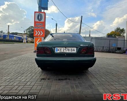 Зелений Мерседес Е-Клас, об'ємом двигуна 2.8 л та пробігом 278 тис. км за 2999 $, фото 3 на Automoto.ua