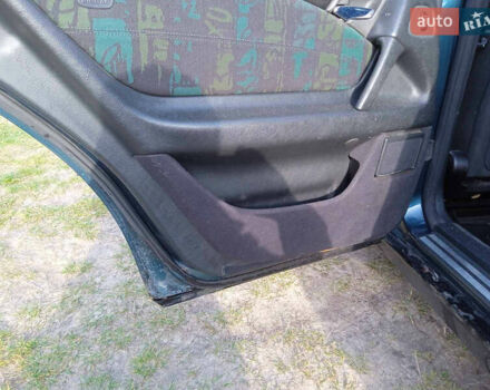 Зелений Мерседес Е-Клас, об'ємом двигуна 2.87 л та пробігом 432 тис. км за 3600 $, фото 6 на Automoto.ua