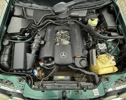 Зеленый Мерседес Е-Класс, объемом двигателя 2.4 л и пробегом 360 тыс. км за 3400 $, фото 20 на Automoto.ua