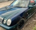 Зеленый Мерседес Е-Класс, объемом двигателя 2 л и пробегом 300 тыс. км за 1600 $, фото 1 на Automoto.ua