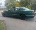 Мерседес Е-Клас 1999 у Калуше на Automoto.ua Зелений Мерседес Е-Клас, об'ємом двигуна 2.7 л та пробігом 420 тис. км за 1950 $, фото 3 на Automoto.ua