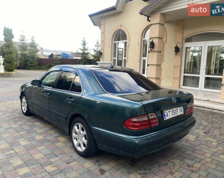 Мерседес Е-Класс 1999 в Долине на Automoto.ua Зеленый Мерседес Е-Класс, объемом двигателя 2.69 л и пробегом 410 тыс. км за 5250 $, фото 8 на Automoto.ua