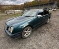 Мерседес Е-Клас 1999 у Ківерці на Automoto.ua Зелений Мерседес Е-Клас, об'ємом двигуна 2.2 л та пробігом 345 тис. км за 1350 $, фото 1 на Automoto.ua