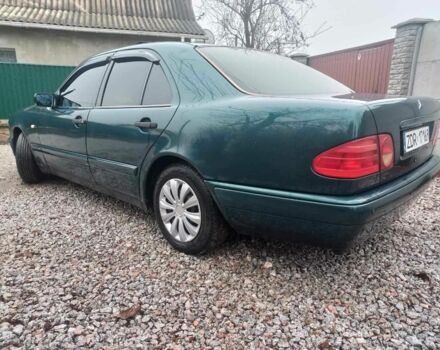 Зелений Мерседес Е-Клас, об'ємом двигуна 0 л та пробігом 254 тис. км за 1500 $, фото 14 на Automoto.ua